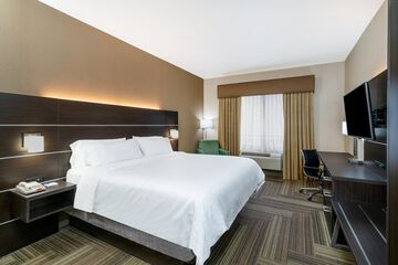 Room 28 of 43