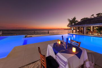 Couples dining