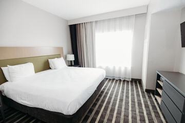 Room 27 of 52