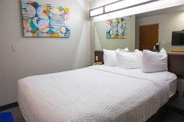 Room 20 of 30