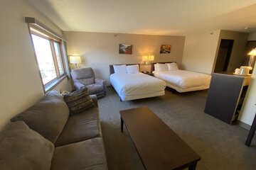 Room 35 of 38