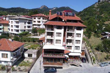 Photo 6