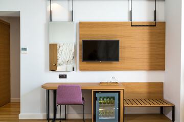 Room amenity