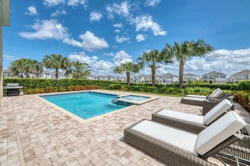 Private pool
