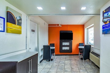 Hotel Interior 6 of 33