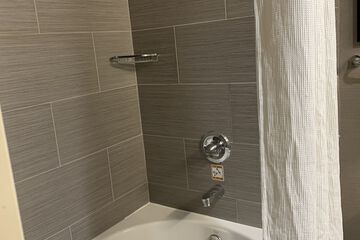 Jetted tub