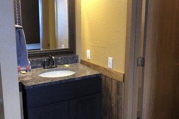 Bathroom sink