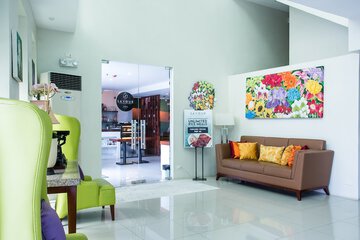Lobby sitting area
