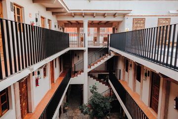 Handrails in stairways