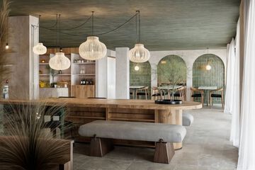 Coffee shop