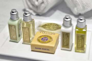 Bathroom amenities