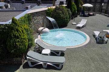 Sundeck