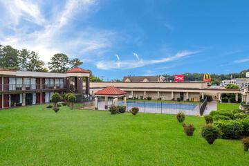 Red Roof Inn & Suites Anderson SC