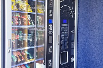 Snack bar