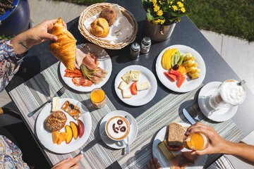 Breakfast buffet