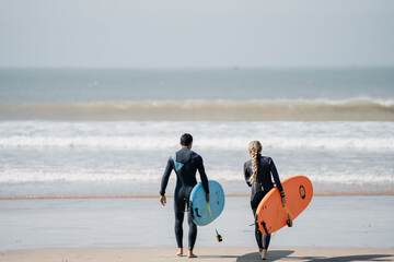 Surfing/boogie boarding