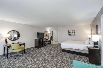 Room 22 of 39