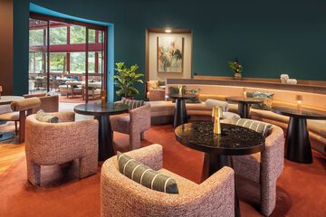 Snack bar