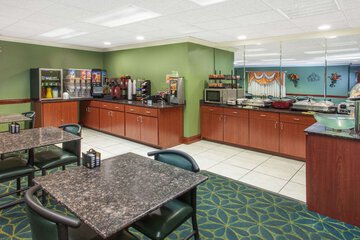 Breakfast/Coffee Service 24 of 26