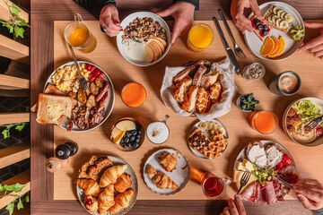 Breakfast area