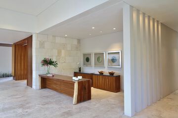 Spa reception