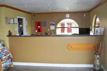 Check-in/check-out kiosk