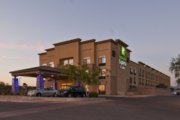 Holiday Inn Express & Suites Oro Valley-Tucson North by IHG