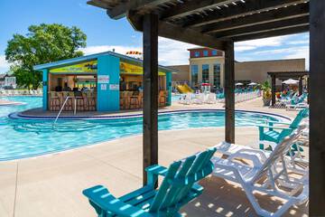 Poolside bar