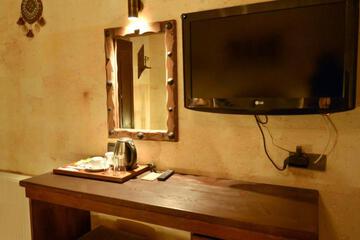 Photo 33