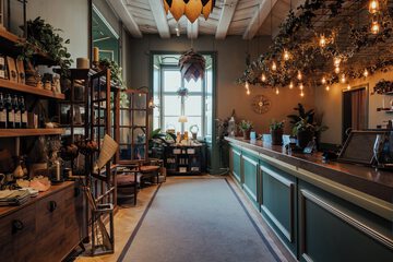 Gift shop
