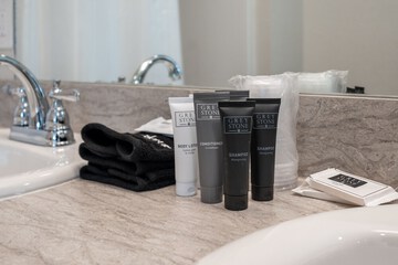 Bathroom amenities