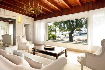 Beach/ocean view