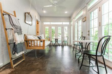 Hotel Interior 9 of 127