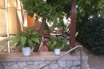 Photo 76