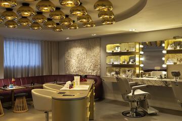 Hair salon