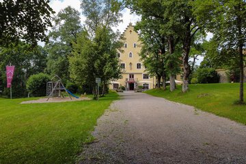 Children's play area - outdoor