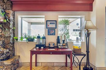 Hotel Interior 8 of 43