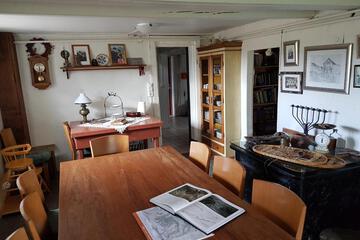 Photo 42