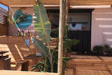 Beach bar