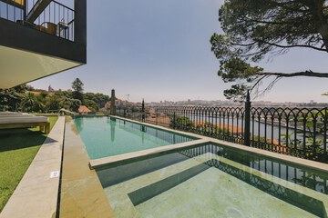 Private pool