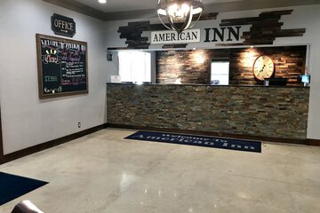 Check-in/check-out kiosk