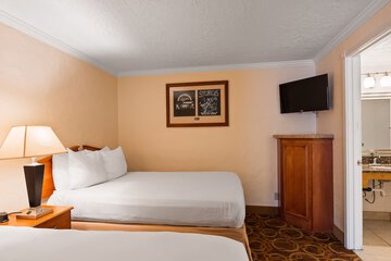 Room 7 of 15