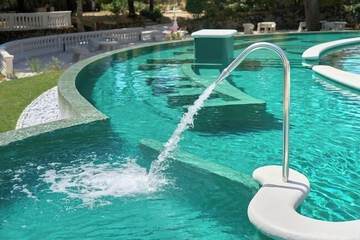 Pool waterfall