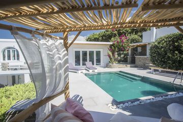 Private pool