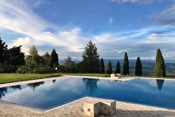 Infinity pool