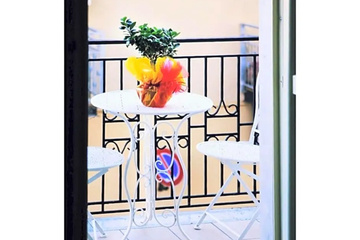 balcony