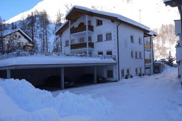 Photo 48