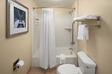 Room 12 of 19