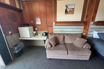 Mini-refrigerator