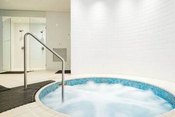Indoor spa tub